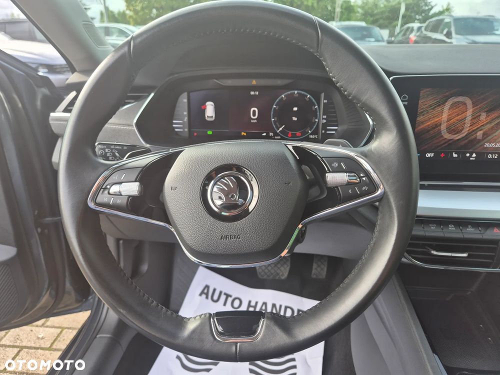 Skoda Octavia 2.0 TDI Essence DSG - 28