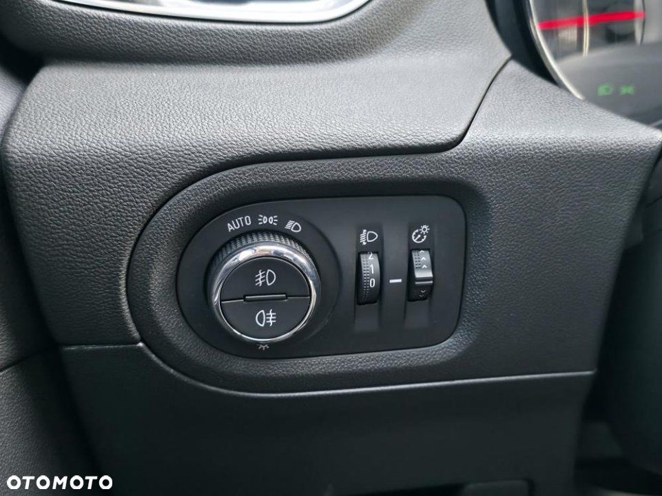 Opel Grandland X - 17