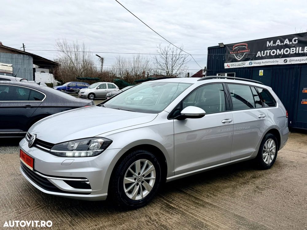 Volkswagen Golf 1.6 TDI Comfortline - 4