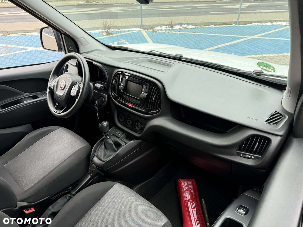 Fiat DOBLO - 17