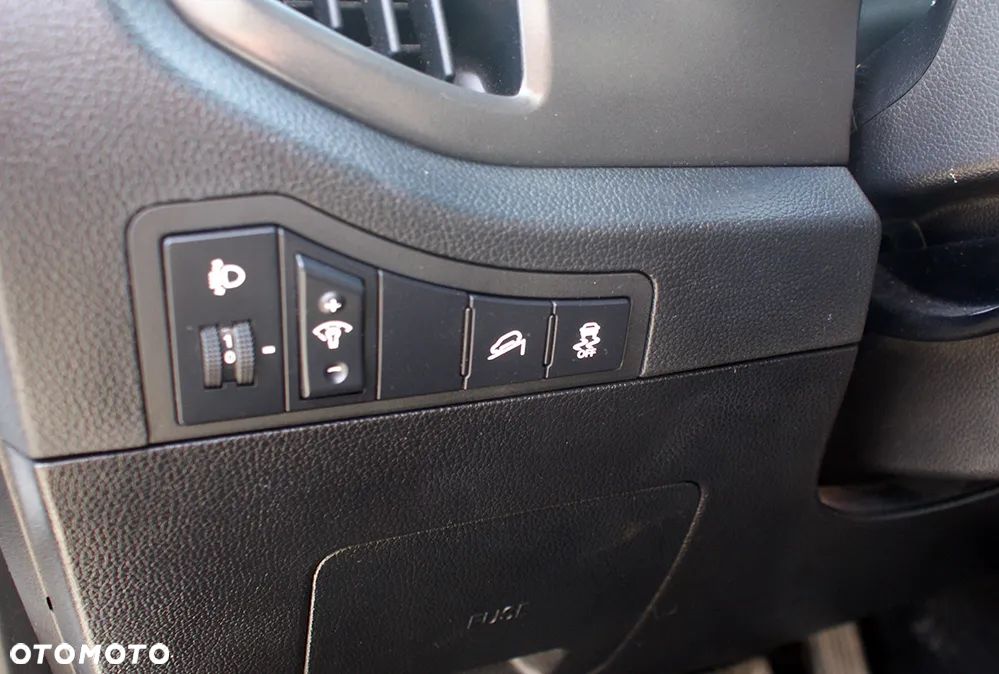 Kia Sportage 1.7 CRDI 2WD ISG Attract - 17