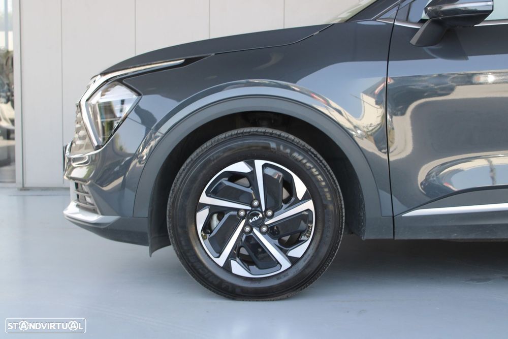Kia Sportage 1.6 T-GDi HEV Tech - 18
