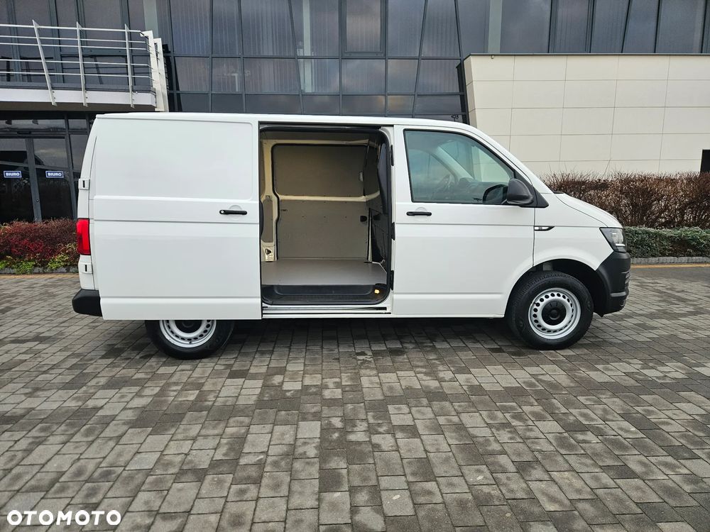 Volkswagen Transporter T6 - 10