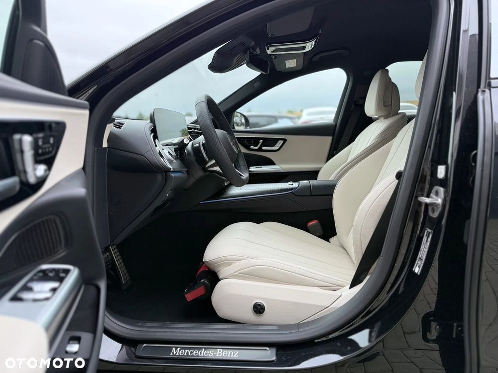 Mercedes-Benz Klasa E 200 4Matic 9G-TRONIC AMG Line NIGHT Edition - 22