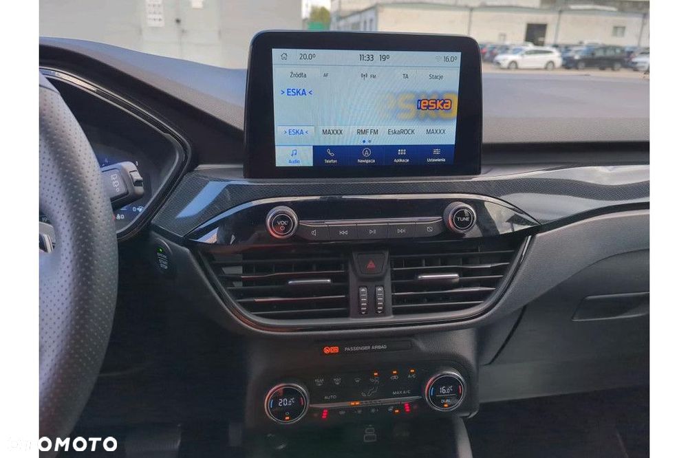 Ford Kuga - 8
