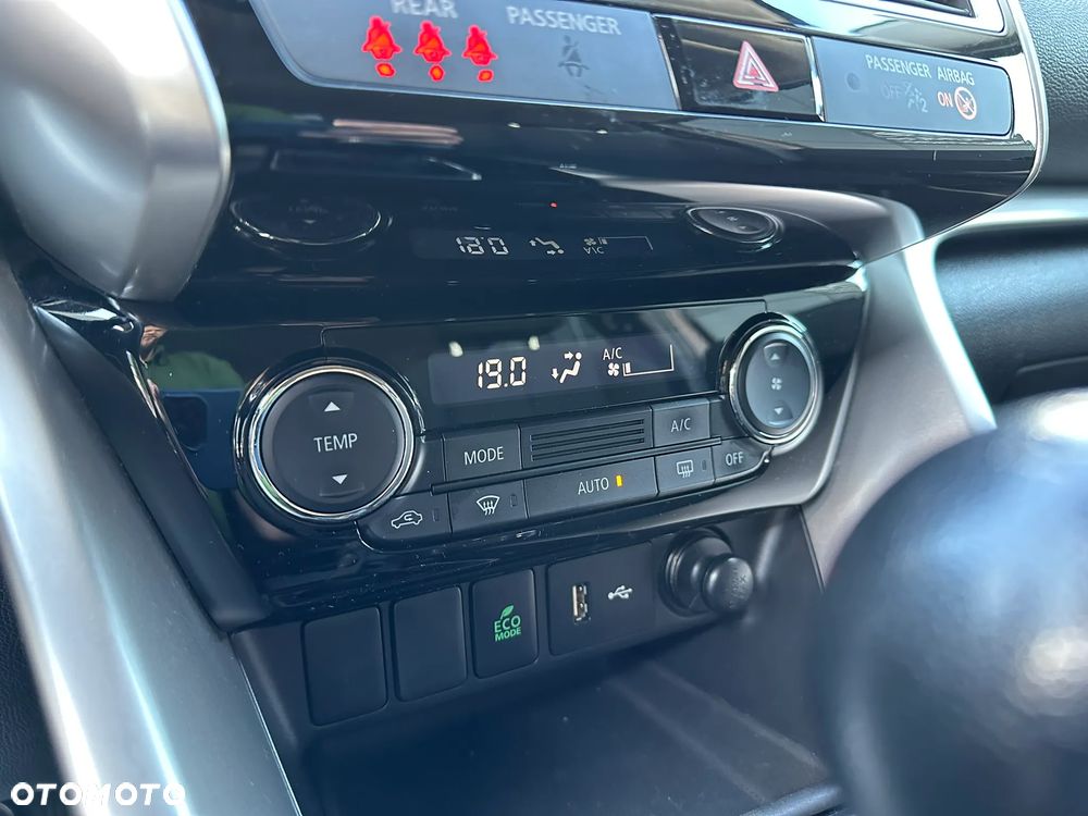Mitsubishi Eclipse Cross 1.5 T Inform - 9