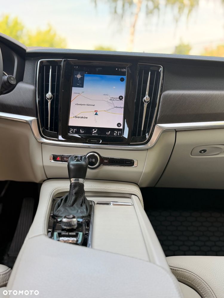 Volvo V90 Cross Country D5 AWD - 18