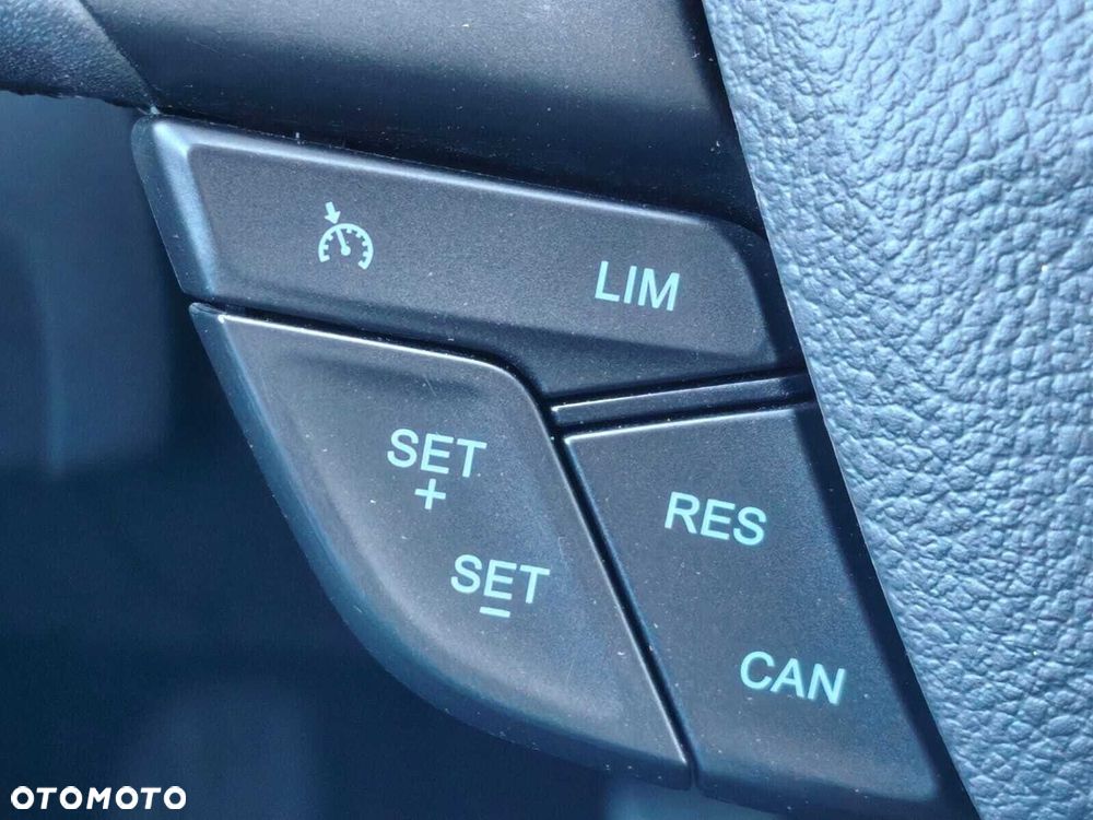 Ford Focus 1.6 SYNC Edition - 21