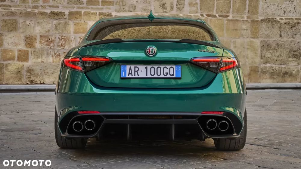 Alfa Romeo Giulia 2.9 Bi Turbo V6 Quadrifoglio - 3