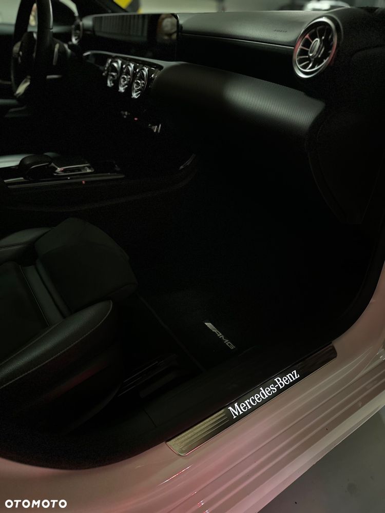 Mercedes-Benz Klasa A 180 AMG Line 7G-DCT - 32