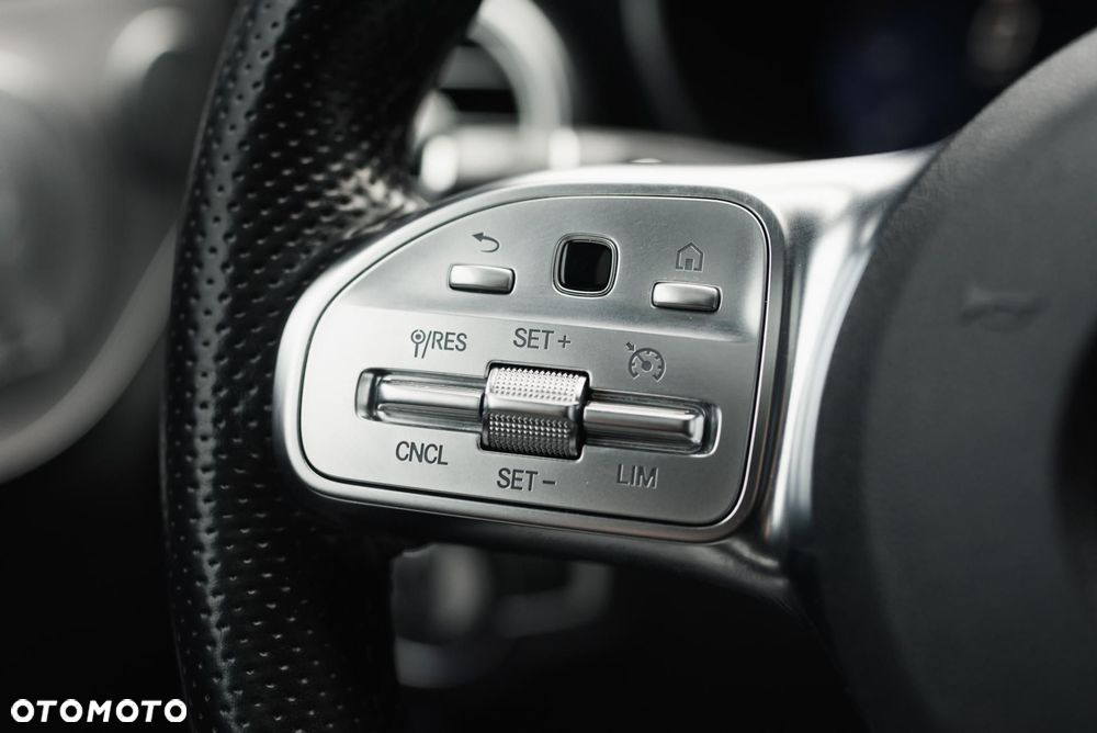 Mercedes-Benz Klasa C 200 4MATIC 9G-TRONIC - 28