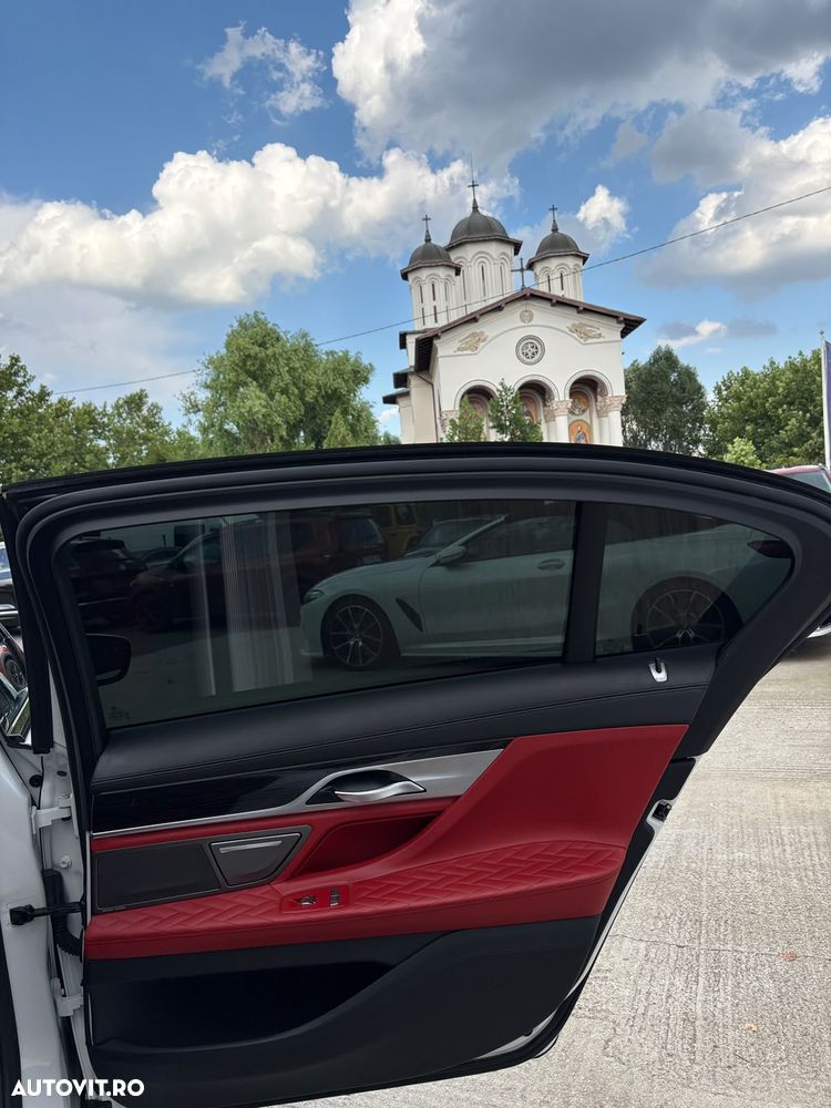 BMW Seria 7 740Li - 18