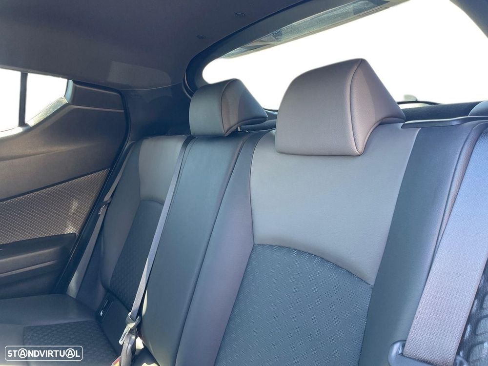 Toyota C-HR 2.0 Hybrid Exclusive+P.Luxury - 12