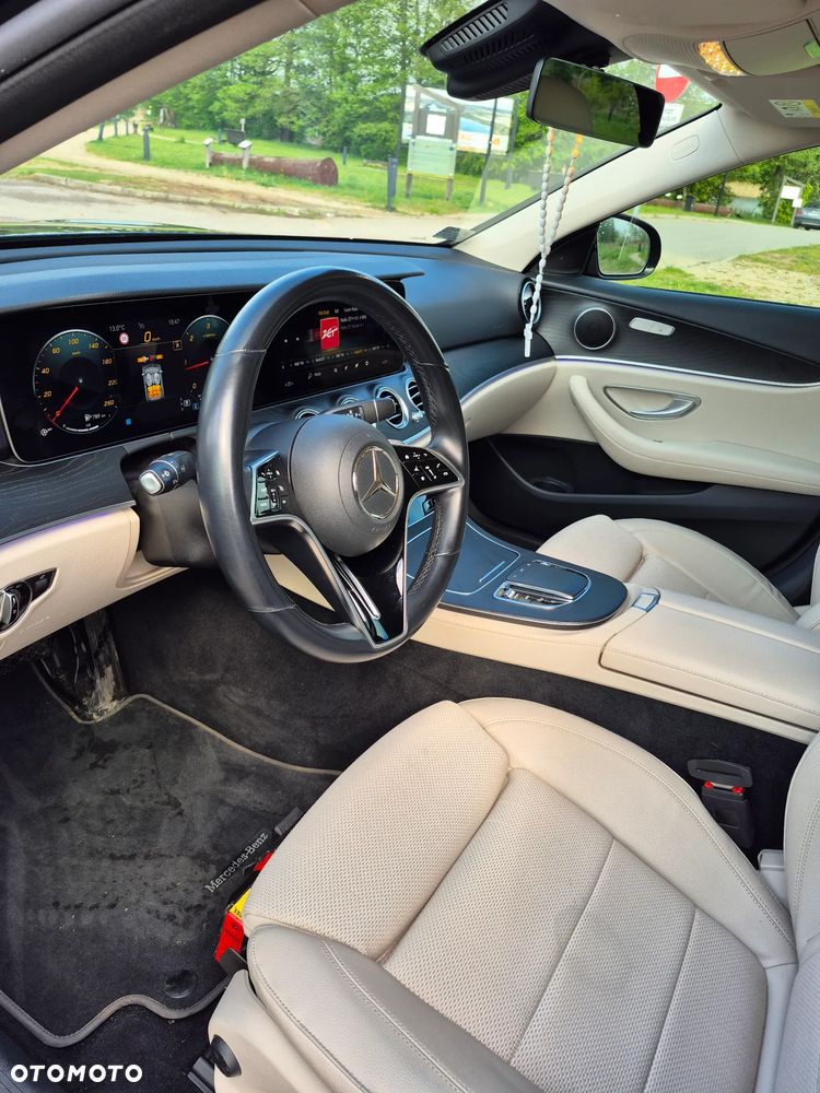 Mercedes-Benz Klasa E 220 d Avantgarde - 10