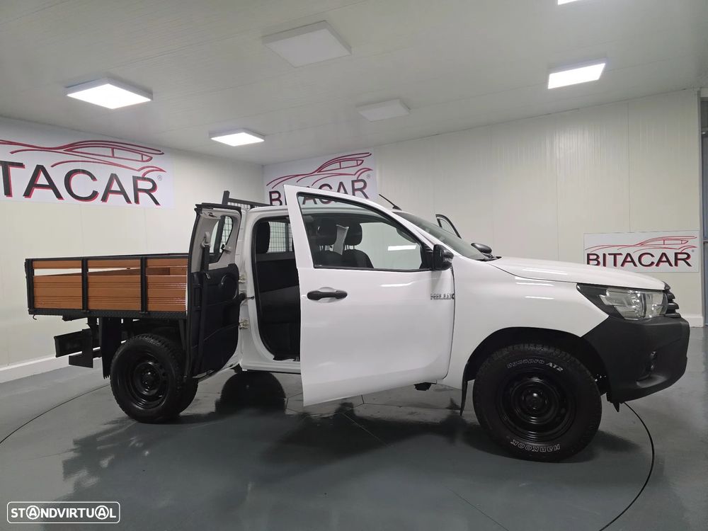 Toyota HILUX  2.4 D-4D 2WD CD - 10