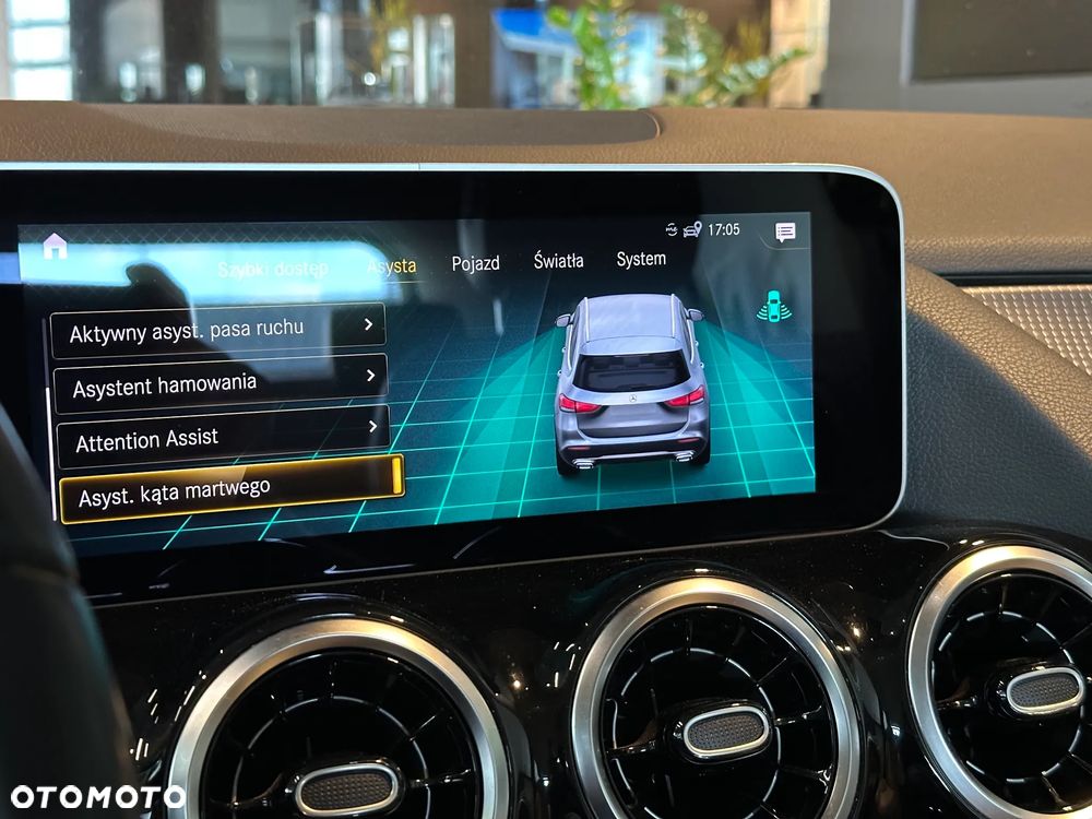 Mercedes-Benz GLA 200 Progressive - 21