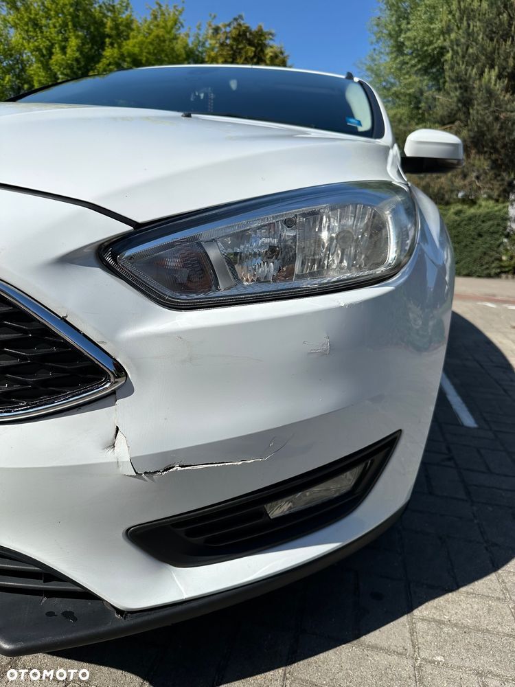 Ford Focus 1.5 TDCi SYNC Edition - 11