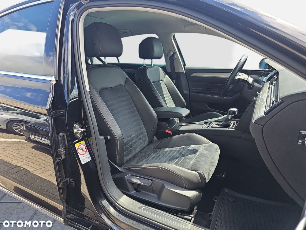 Volkswagen Passat - 13