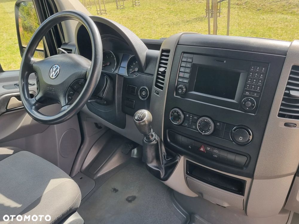 Volkswagen Crafter - 12
