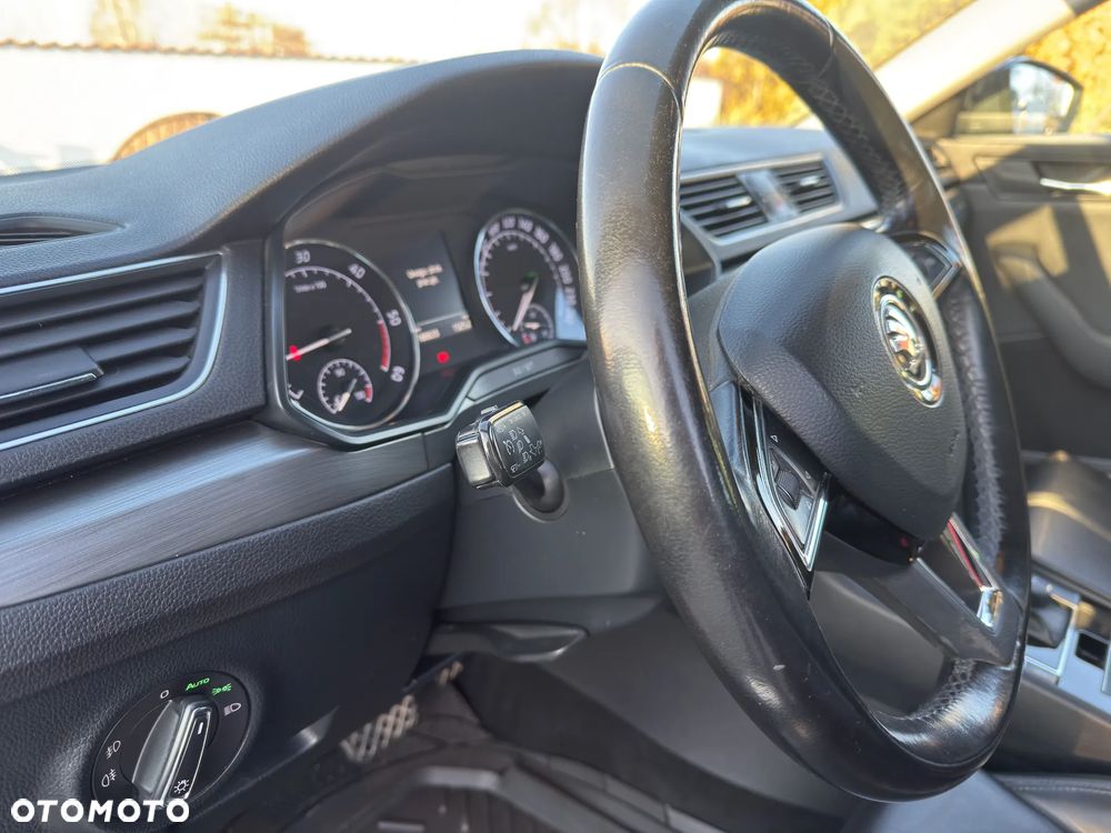 Skoda Superb 2.0 TDI Ambition DSG7 - 15