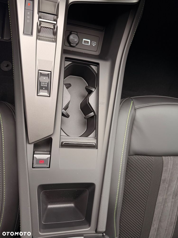 Peugeot 308 58.3kWh GT - 14