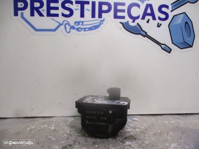 Fecho 896104Q02 SMART  FORTWO 2 451 2008 1.0I 60CV 3P BRANCO COMBUSTIVEL 3 PINOS - 3