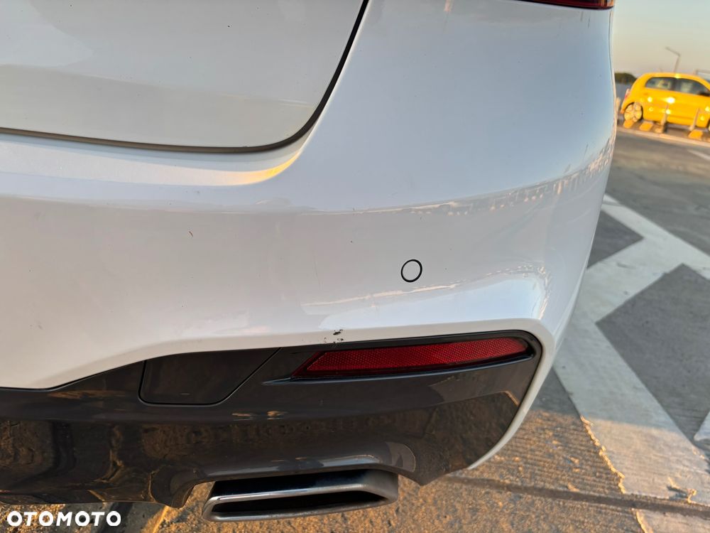 BMW Seria 5 520d xDrive - 12