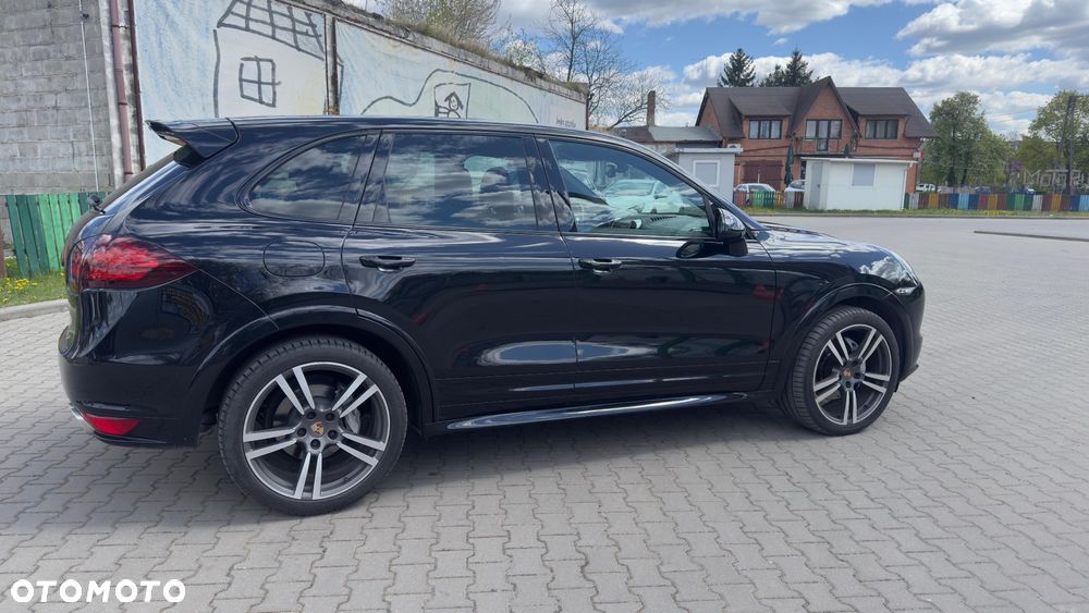 Porsche Cayenne Diesel Platinum Edition - 17