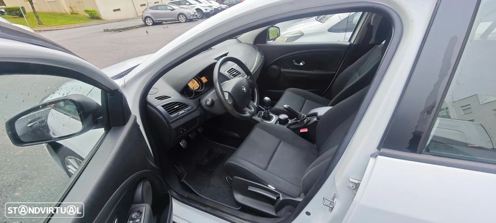 Renault Mégane Sport Tourer 1.5 dCi Confort - 6