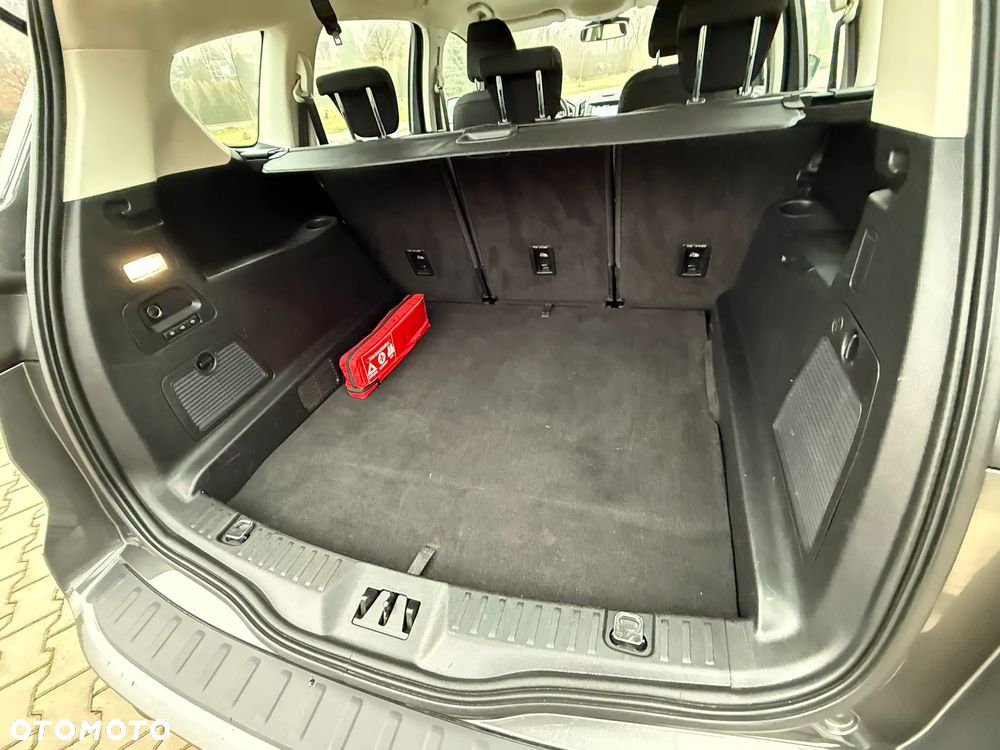 Ford S-Max 2.0 TDCi Titanium - 28