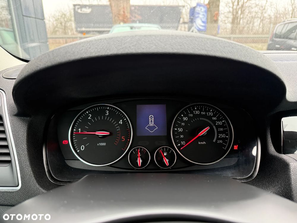 Renault Laguna dCi 110 FAP EDC Bose Edition - 32