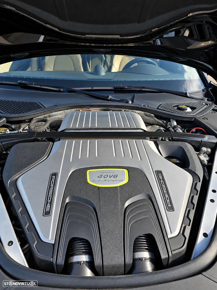 Porsche Panamera - 17