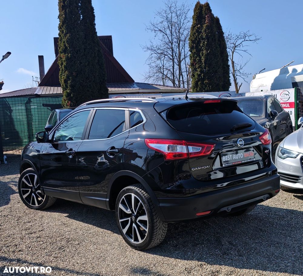 Nissan Qashqai 1.6 DCI 4 x 4 DPF Start/Stop tekna - 2