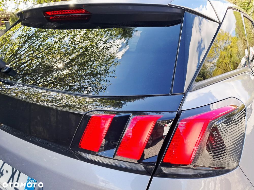 Peugeot 3008 1.2 PureTech GPF Allure S&S EAT8 - 15