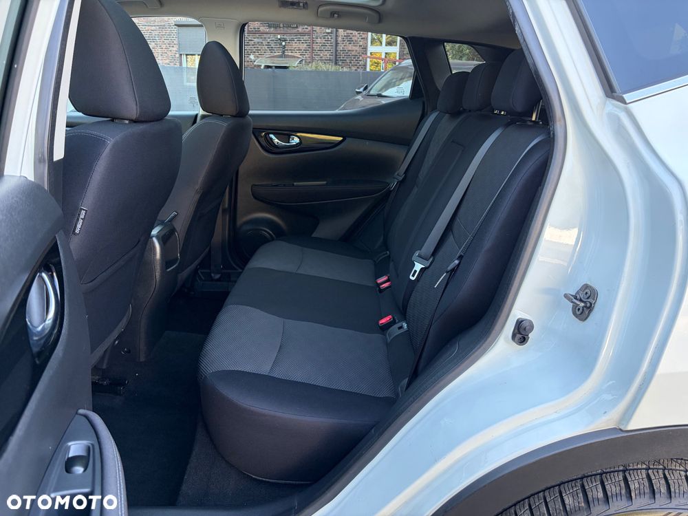Nissan Qashqai 1.6 DIG-T 360 - 18