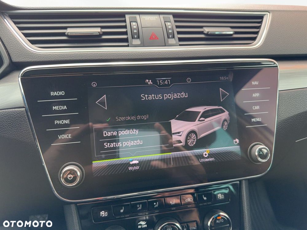 Skoda Superb 2.0 TDI SCR Ambition - 27