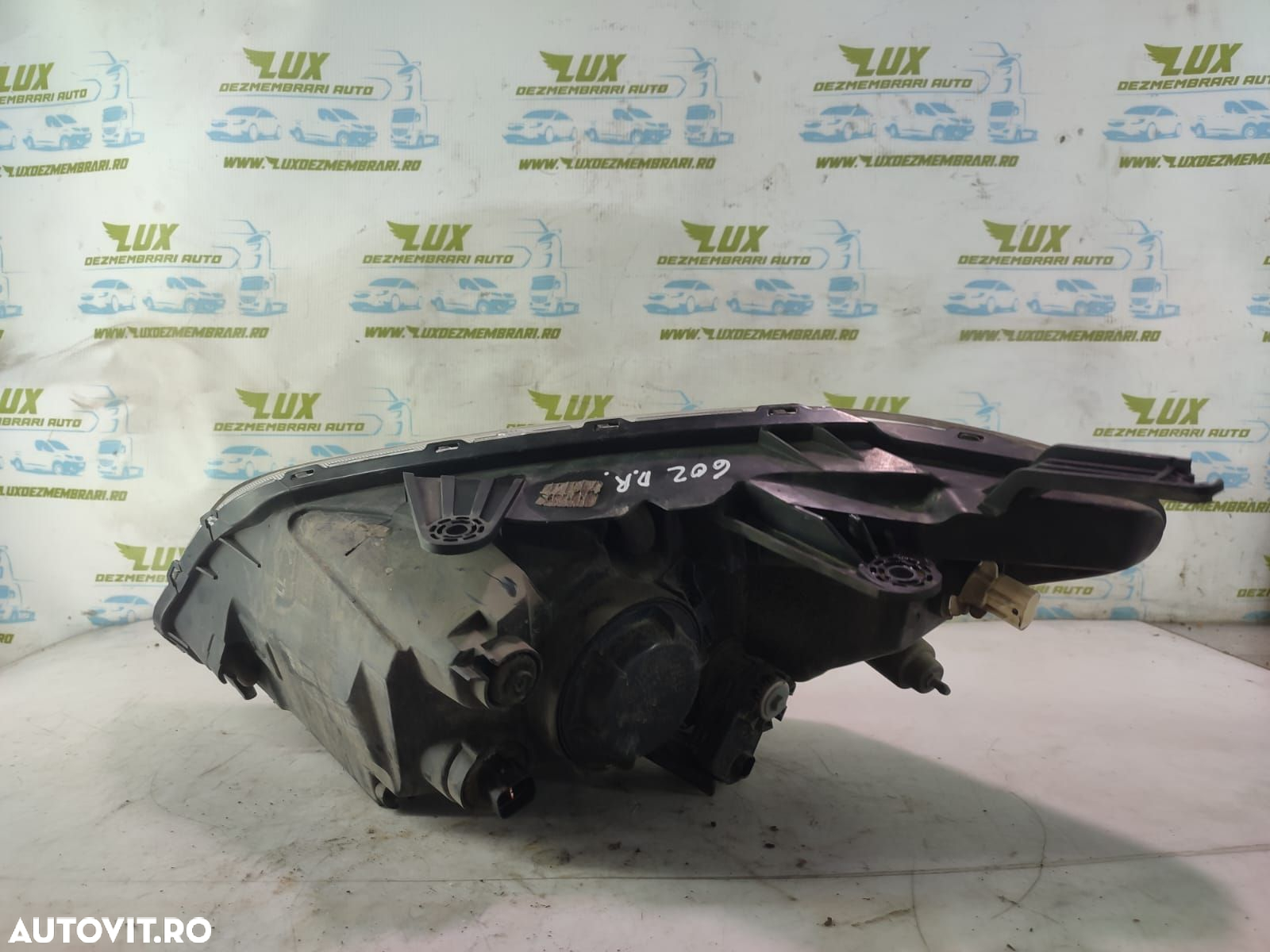Far dreapta SsangYong Korando 3 [2010 - 2013] 2.0 e-xdi D20DTF - 2