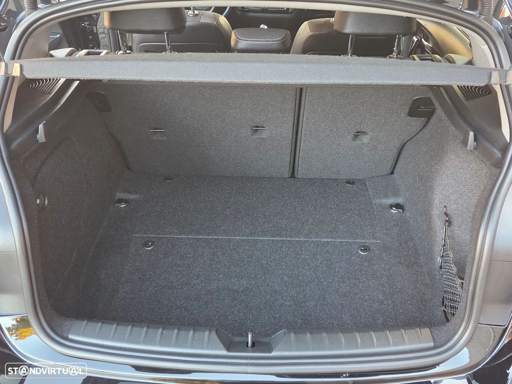 BMW 116 d Line Urban Auto - 23