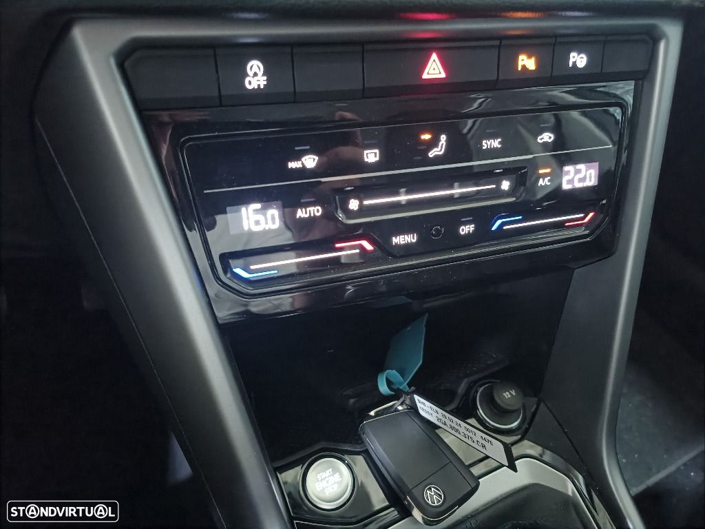 VW T-Roc 1.0 TSI Urban - 11