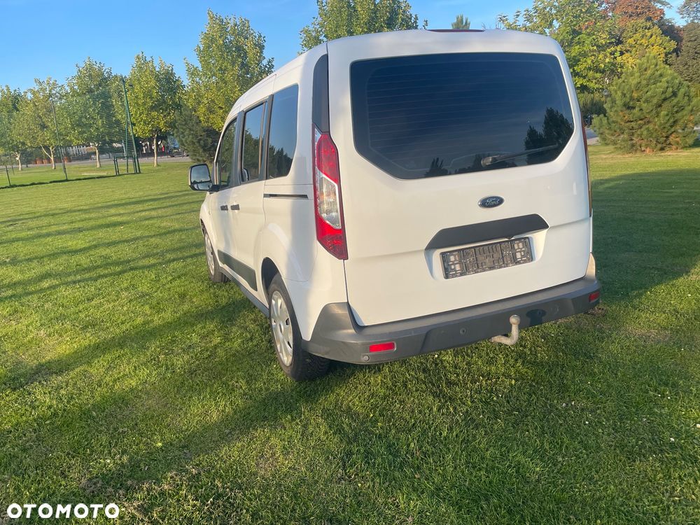 Ford Tourneo Connect - 6