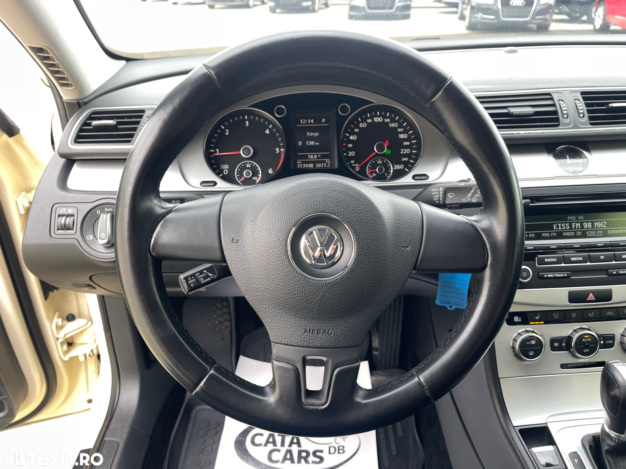 Volkswagen Passat 2.0 TDI BlueMotion Tehnology DSG Trendline - 38