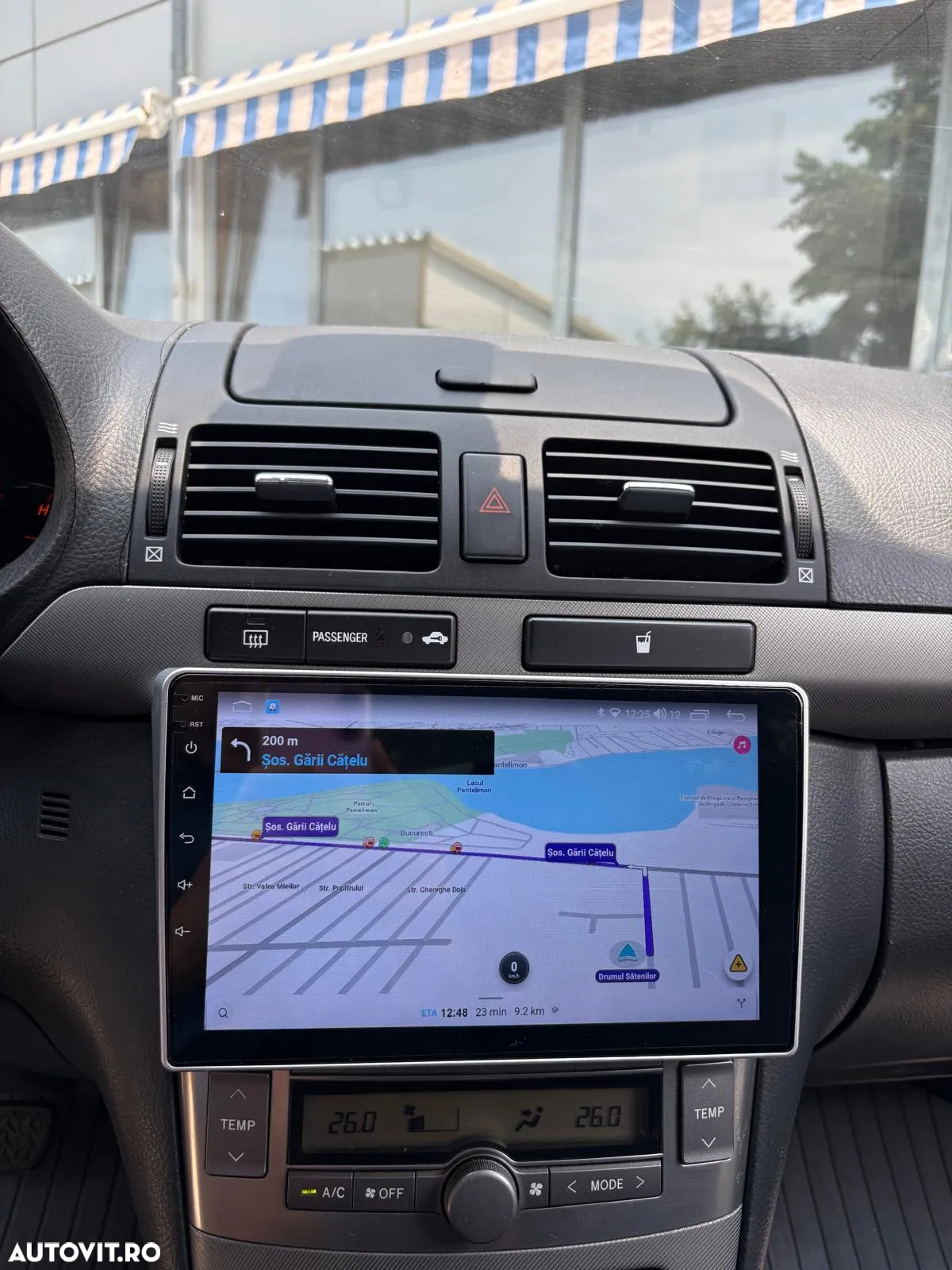 Toyota Avensis - 13