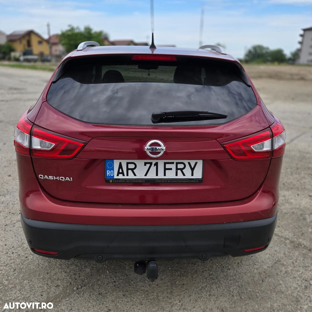Nissan Qashqai 1.6 DCI Xtronic TEKNA - 4