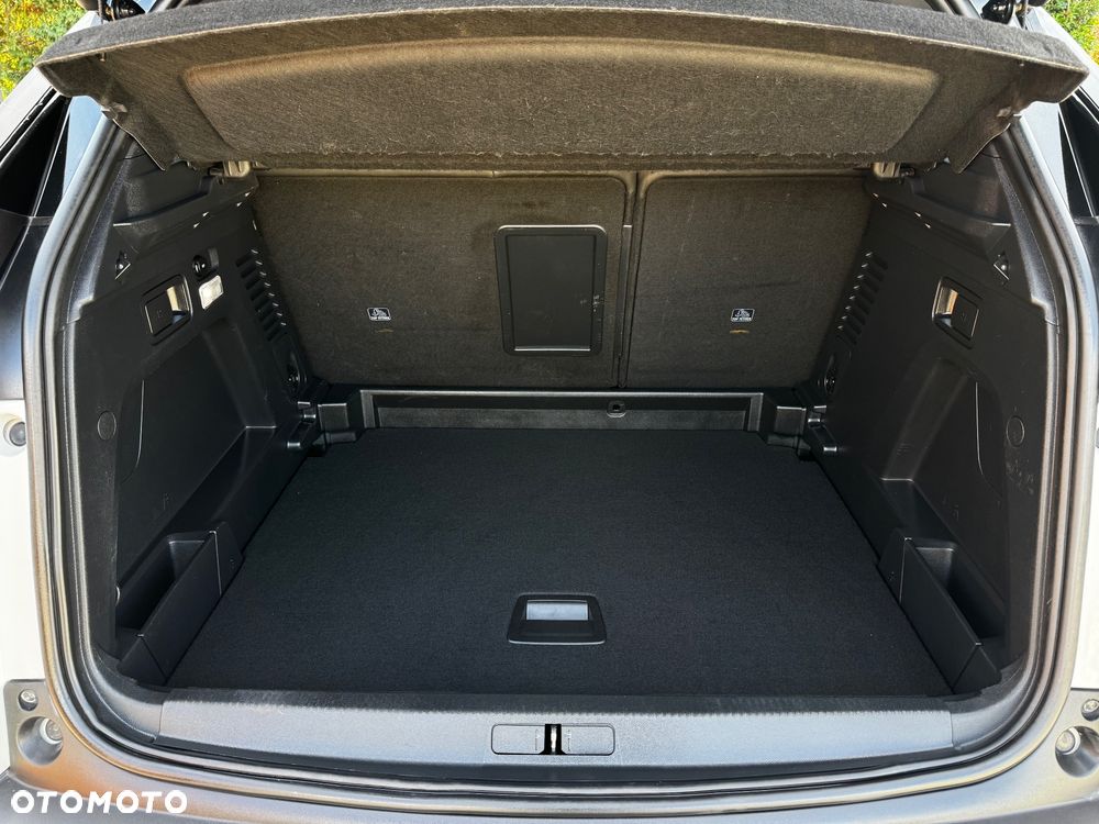 Peugeot 3008 - 8