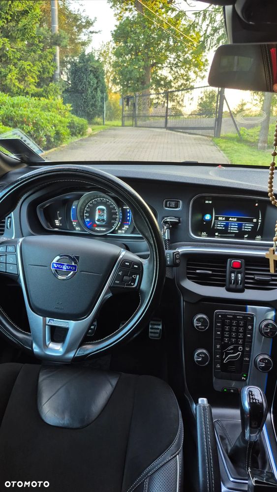 Volvo V40 D4 RDesign - 10