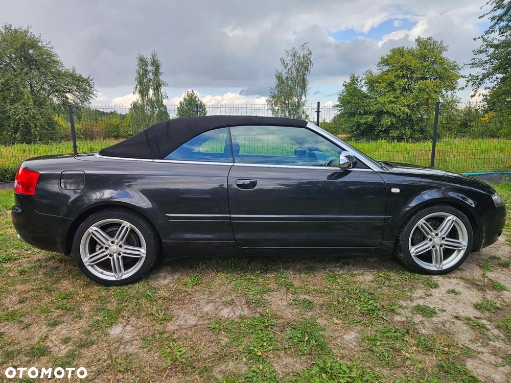 Audi A4 Cabrio 2.4 - 5