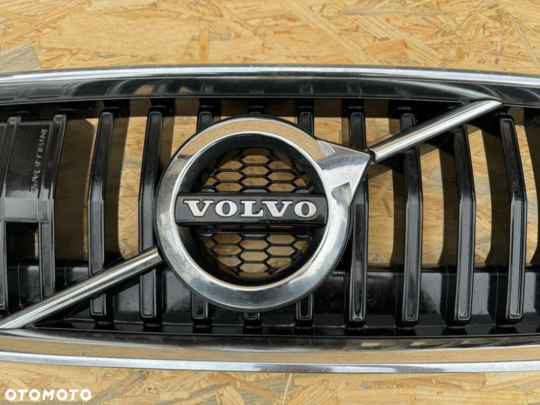 GRILL ATRAPA CHŁODNICY VOLVO V40 II 2 LIFT NA RADAR 16-19 31425345 ORYGINAŁ - 3