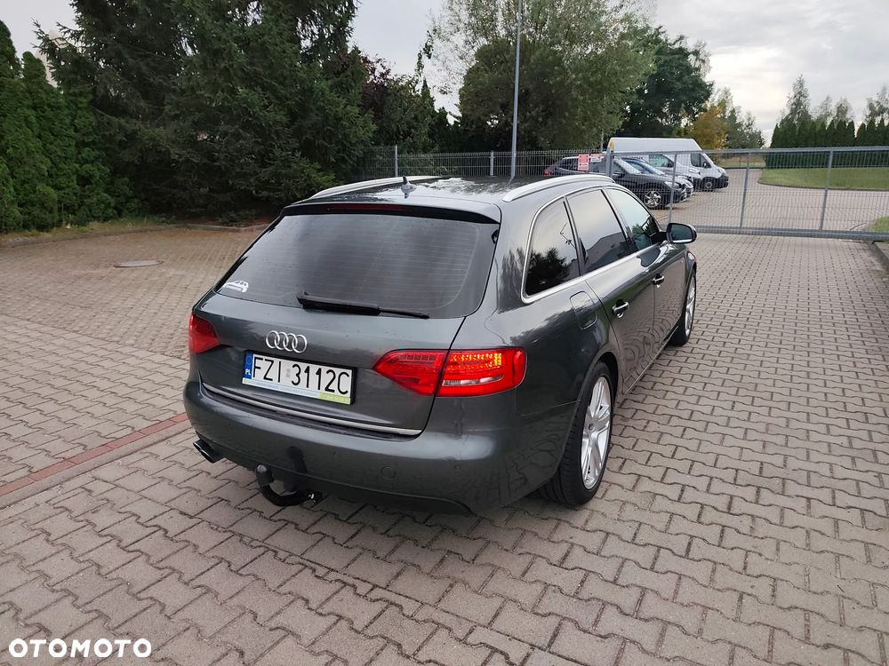 Audi A4 Avant - 4