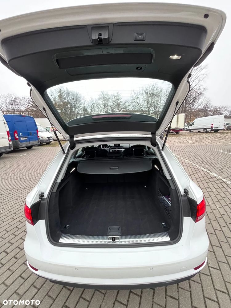Audi A4 Avant 2.0 TDI S tronic - 17