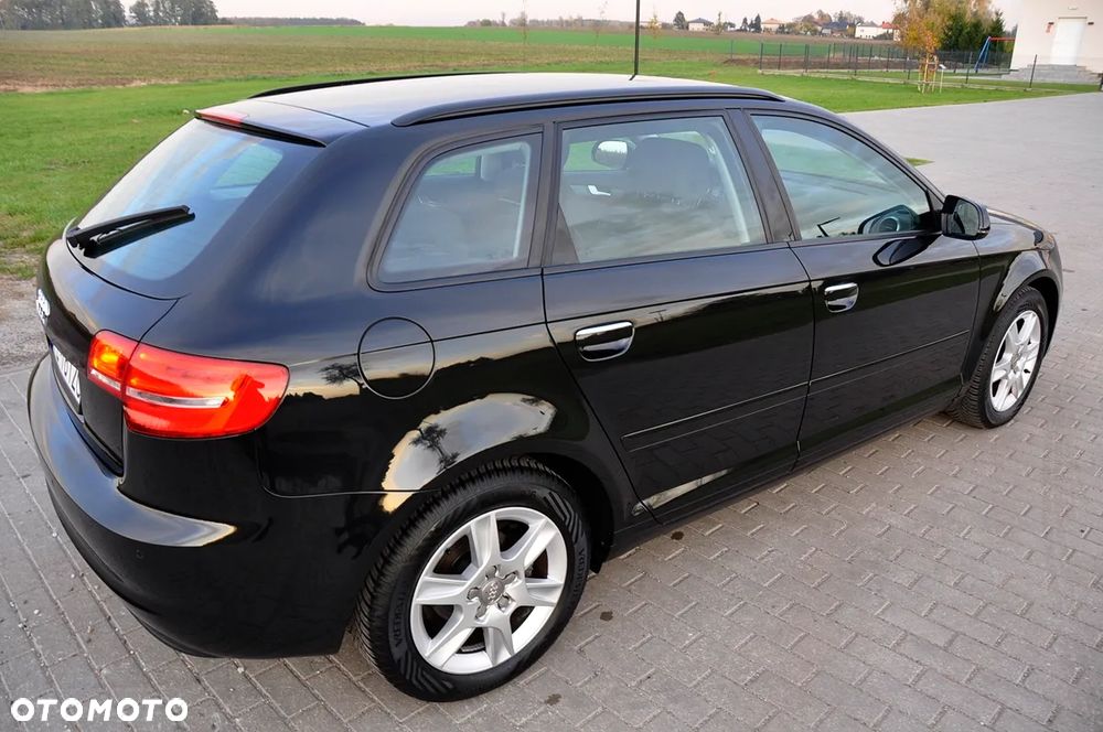 Audi A3 Sportback 2011 photo 5